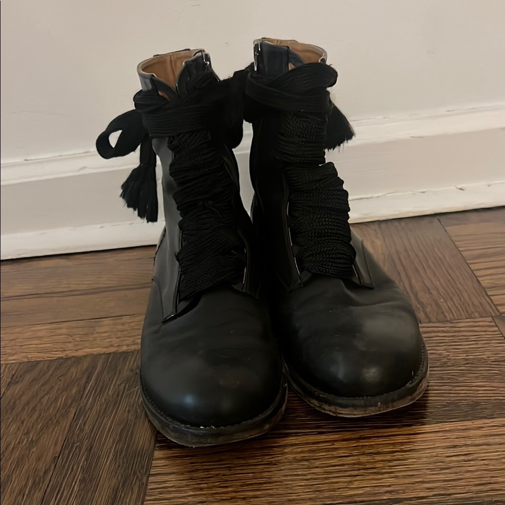 Chloe Harper Black Lace-Up Boots